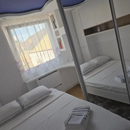 Sun Lux Apartman *